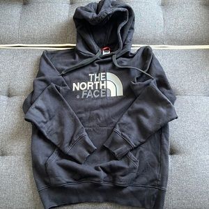The North Face Half Dome Pullover Hoodie. Size M/L. Colour Black.
